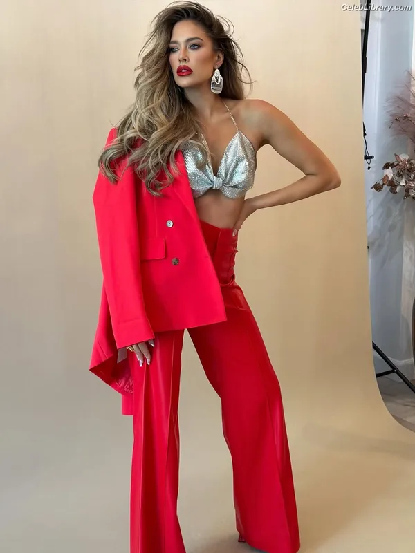 Barbie Blank photo 4 of 1881