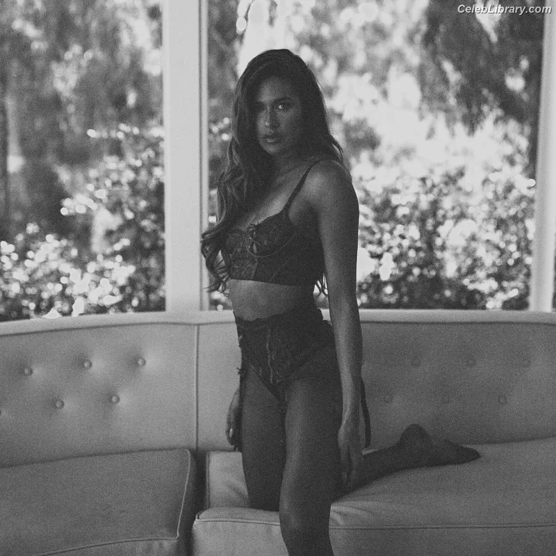 Barbie Blank photo 12 of 1881