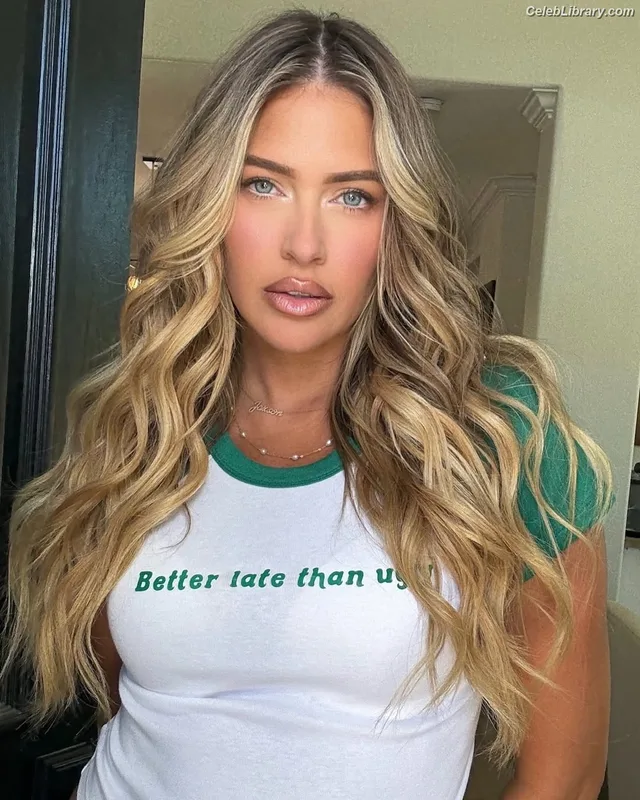 Barbie Blank photo 11 of 1881