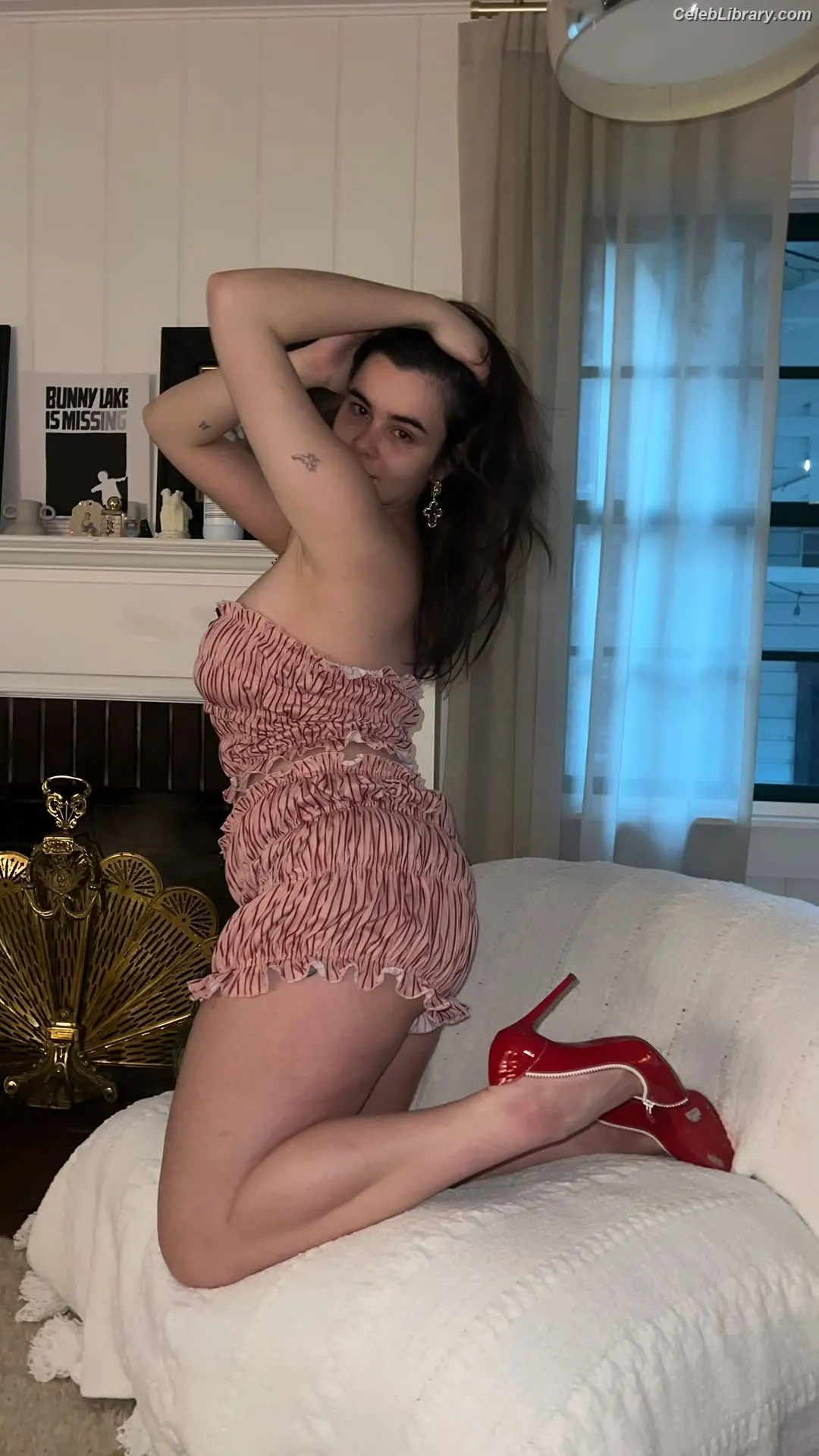 Barbie Ferreira photo 3 of 267