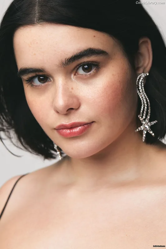 Barbie Ferreira photo 1 of 268