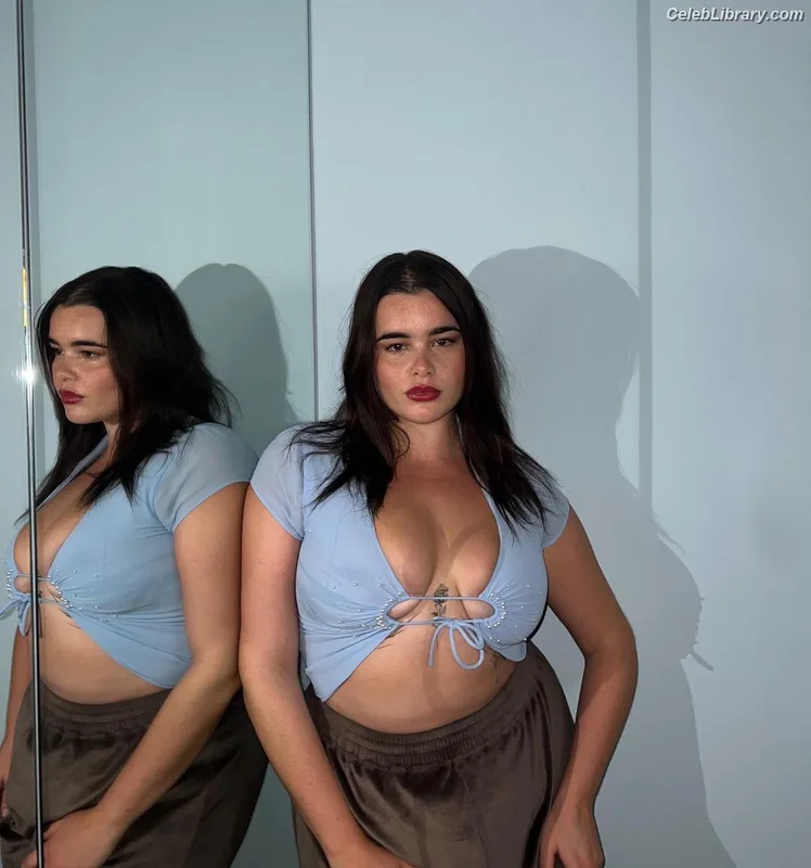 Barbie Ferreira photo 14 of 268