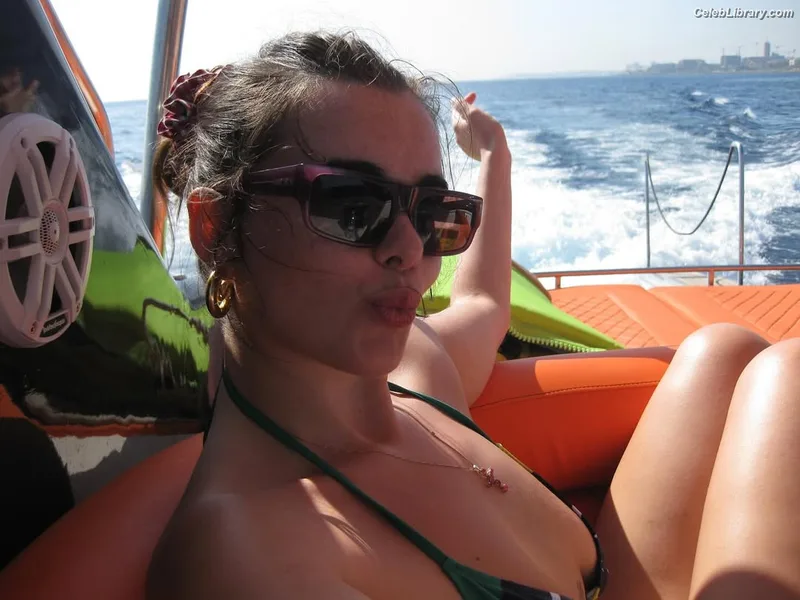 Barbie Ferreira photo 15 of 268