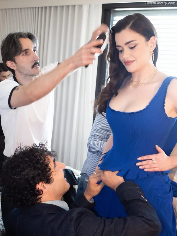 Barbie Ferreira photo 24 of 268