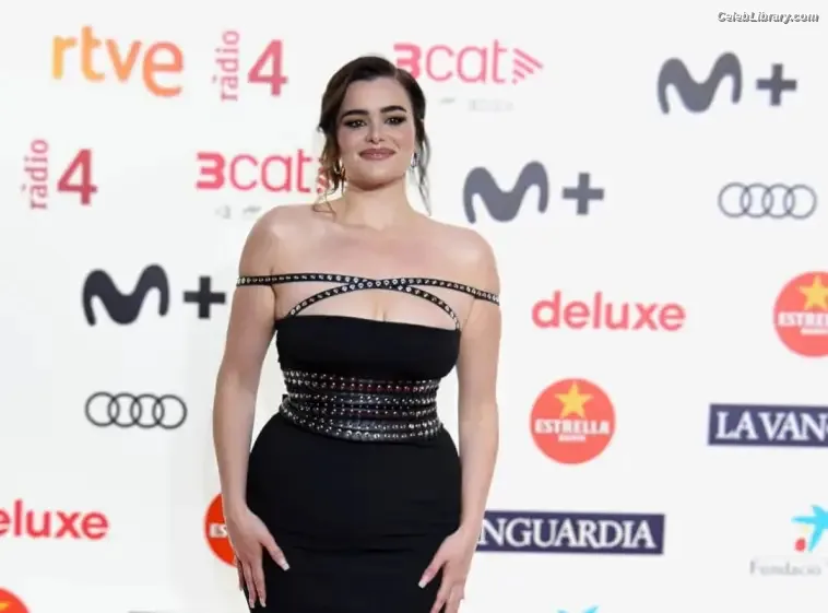 Barbie Ferreira photo 18 of 268