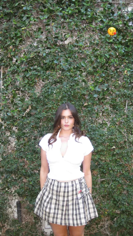 Barbie Ferreira photo 24 of 268
