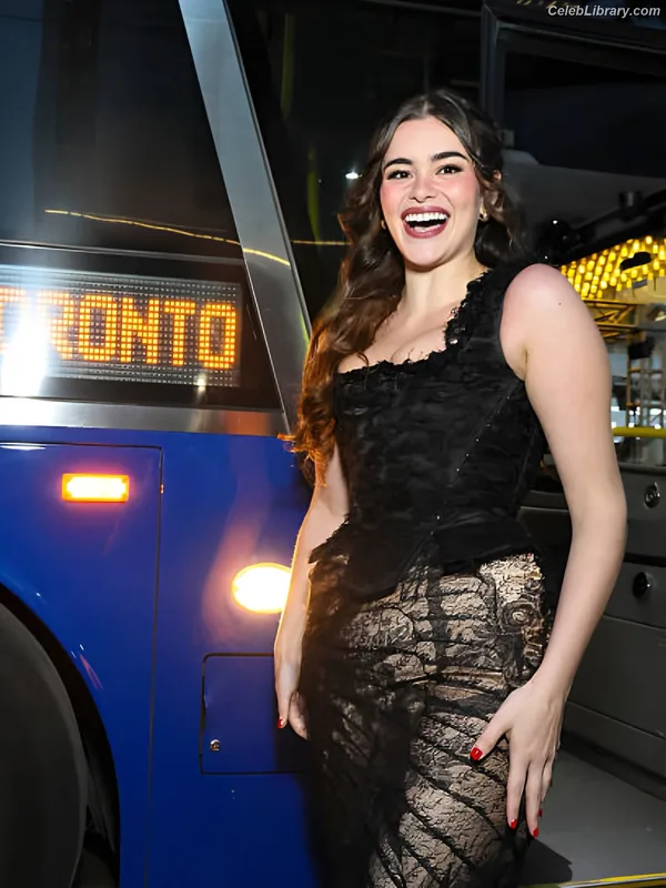 Barbie Ferreira photo 1 of 268