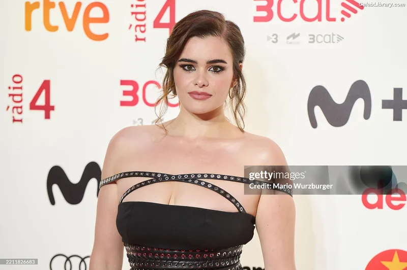 Barbie Ferreira photo 22 of 268