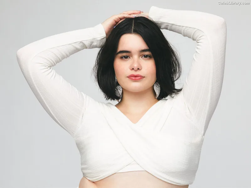 Barbie Ferreira photo 7 of 268