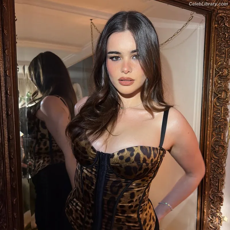 Barbie Ferreira photo 1 of 268