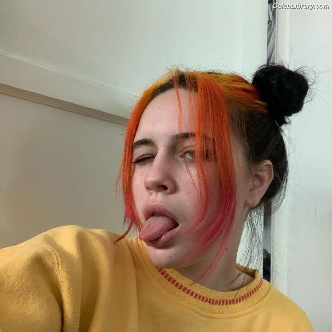 Bea Miller photo 12 of 339