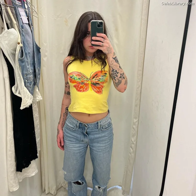 Bea Miller photo 22 of 340