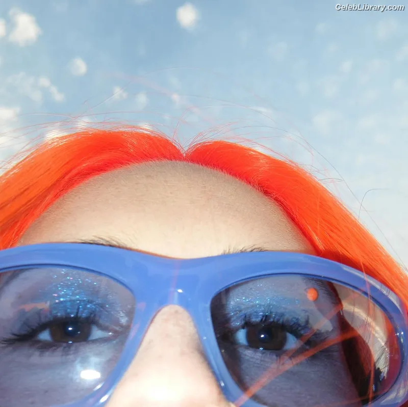 Bea Miller photo 20 of 340