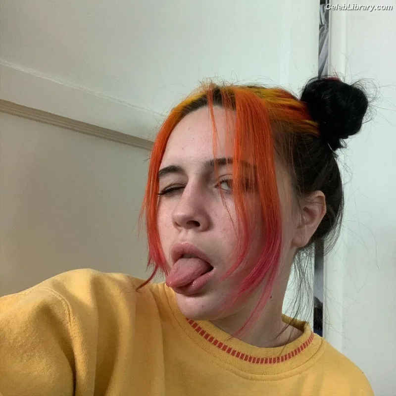 Bea Miller photo 12 of 340