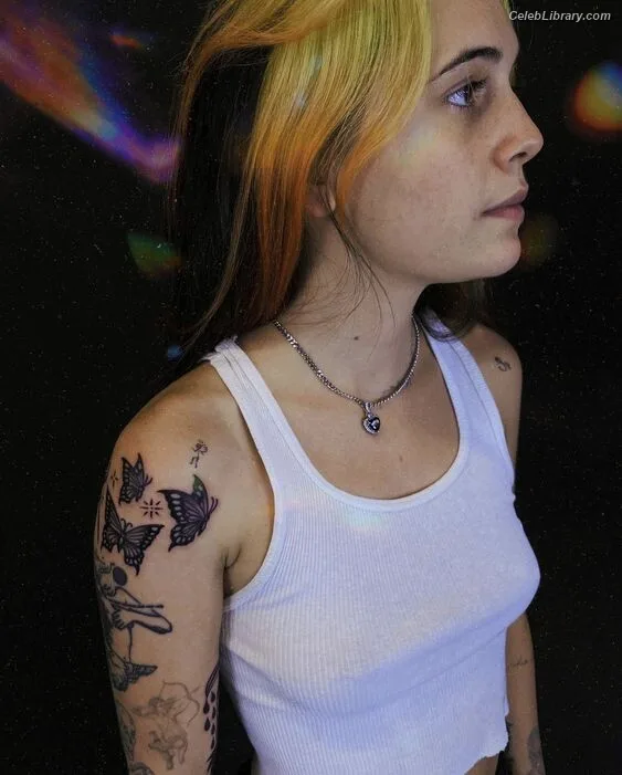 Bea Miller photo 3 of 340