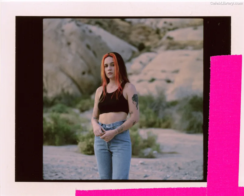 Bea Miller photo 17 of 340