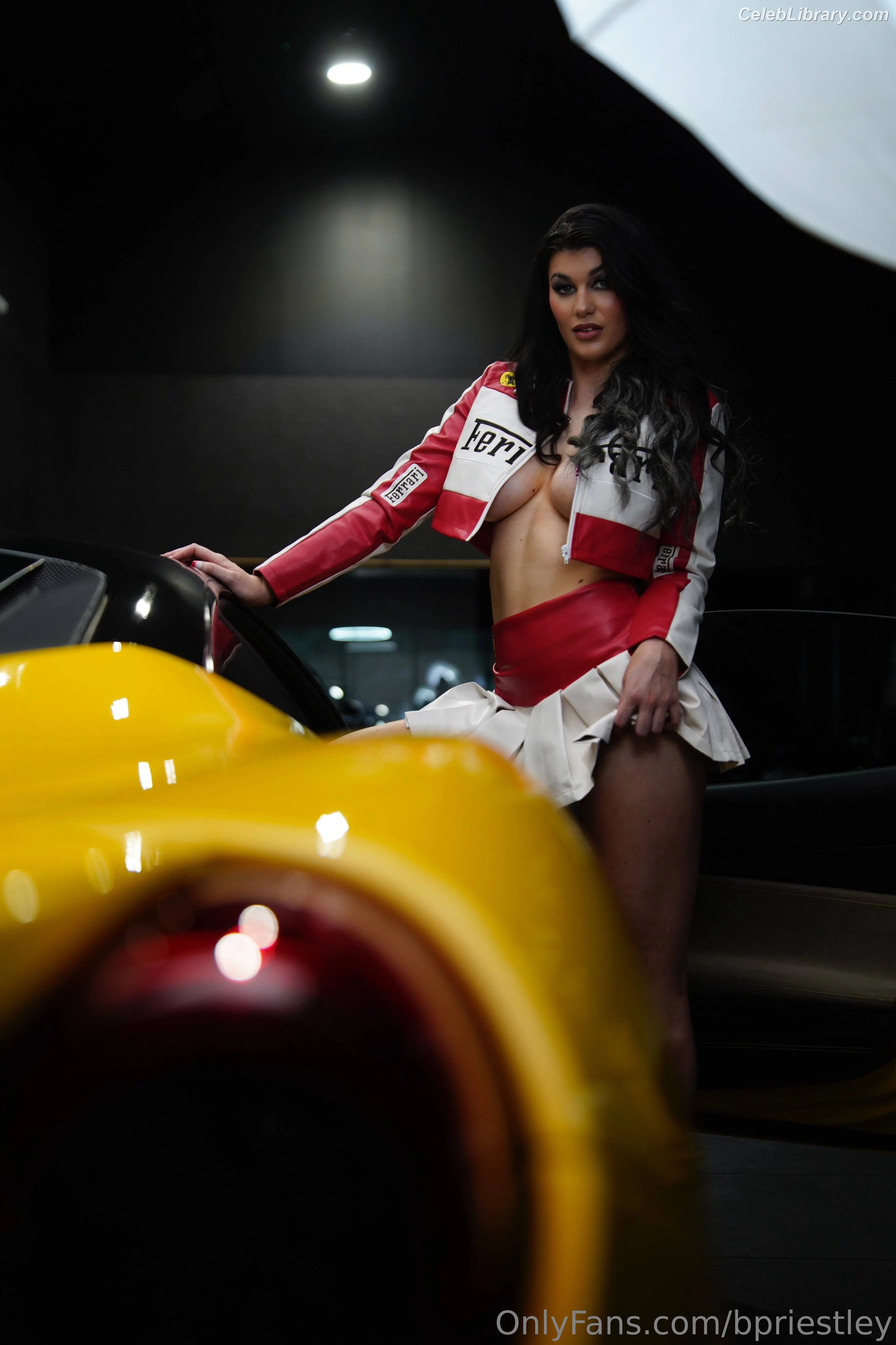 Bea Priestley photo 14 of 1039