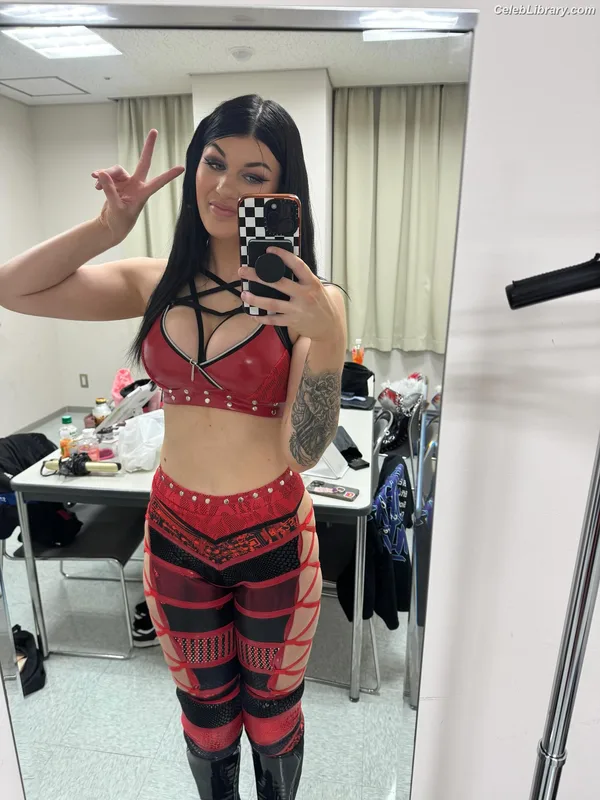 Bea Priestley photo 6 of 1040