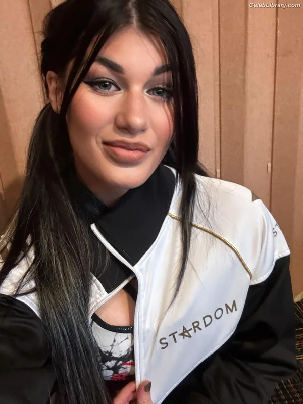 Bea Priestley photo 8 of 1040