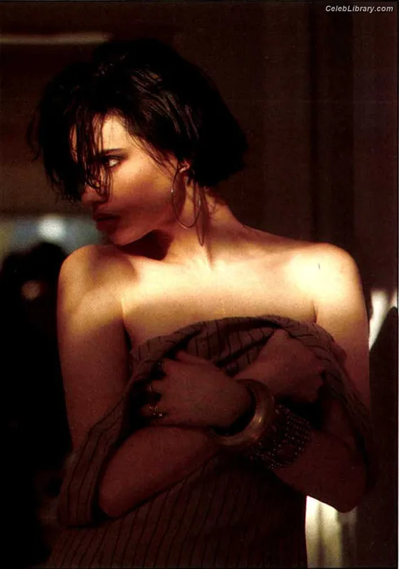 Béatrice Dalle photo 15 of 68