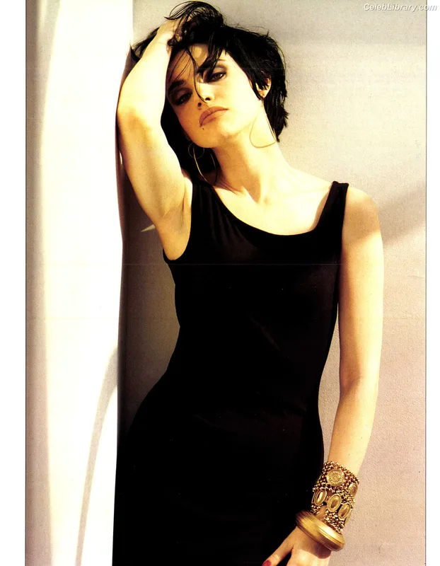 Béatrice Dalle photo 17 of 68