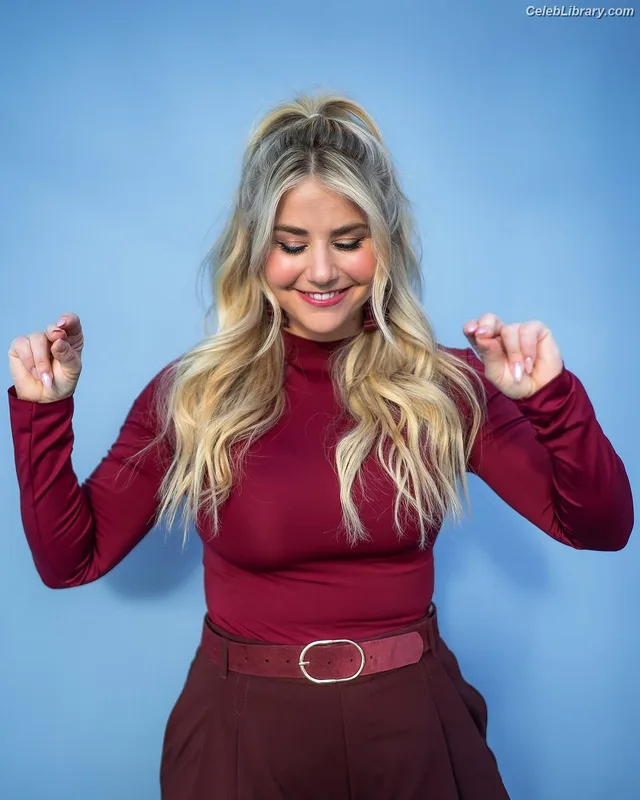 Beatrice Egli photo 23 of 107