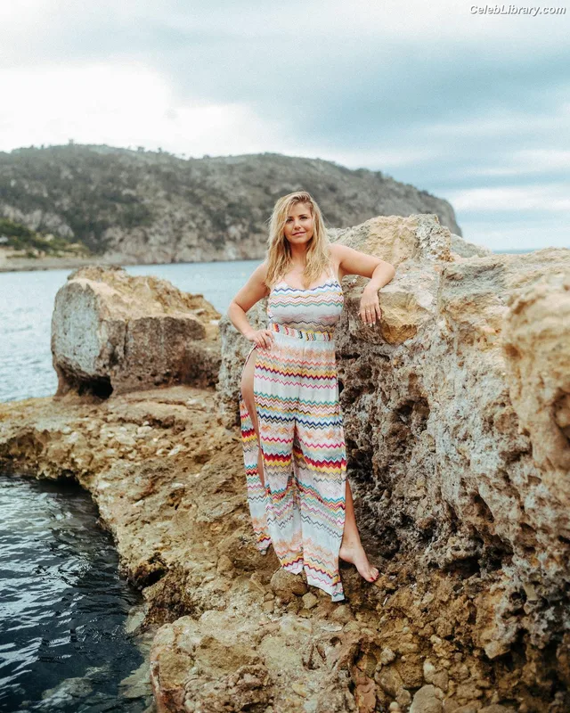 Beatrice Egli photo 16 of 107