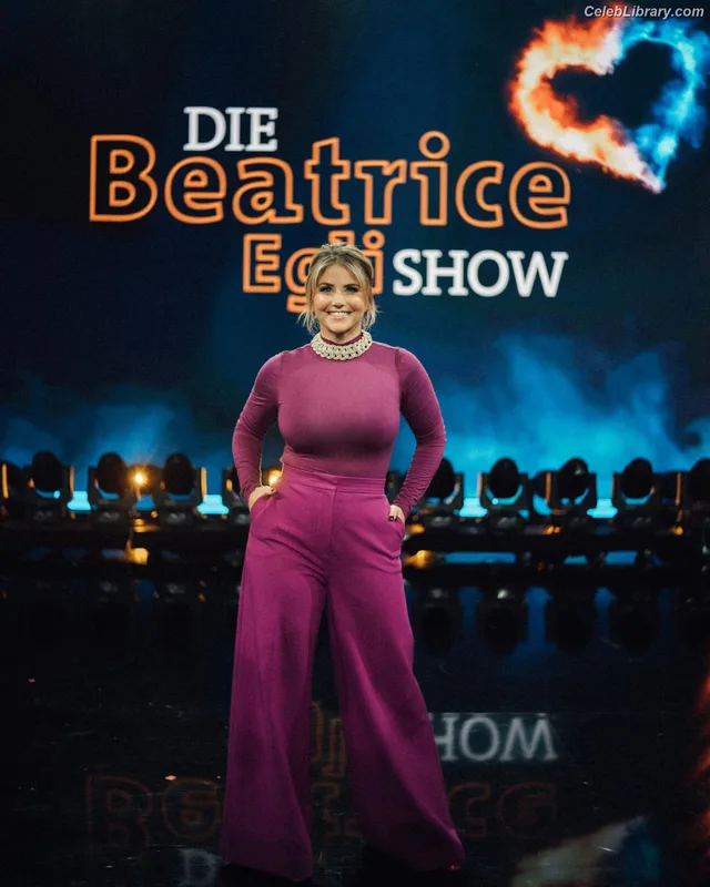 Beatrice Egli photo 1 of 107