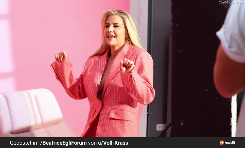 Beatrice Egli photo 18 of 107