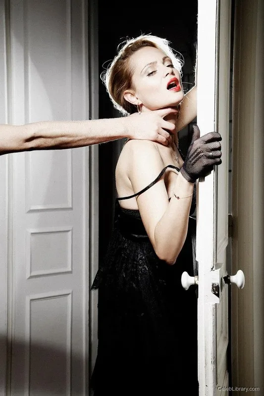 Beatrice Rosen photo 13 of 178