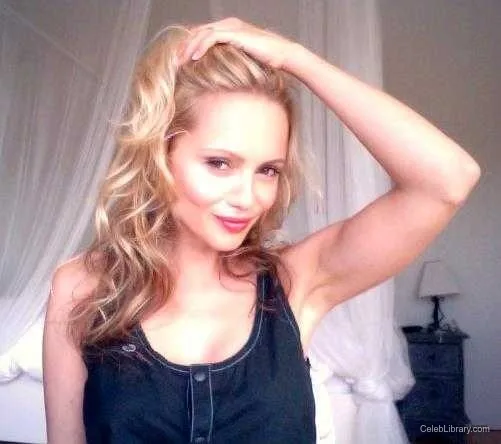Beatrice Rosen photo 6 of 178