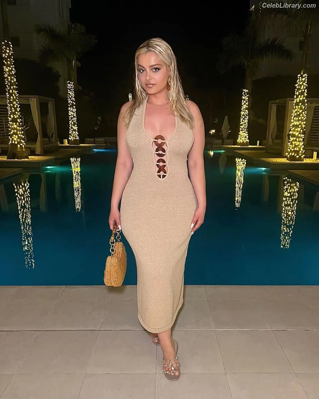 Bebe Rexha photo 17 of 403