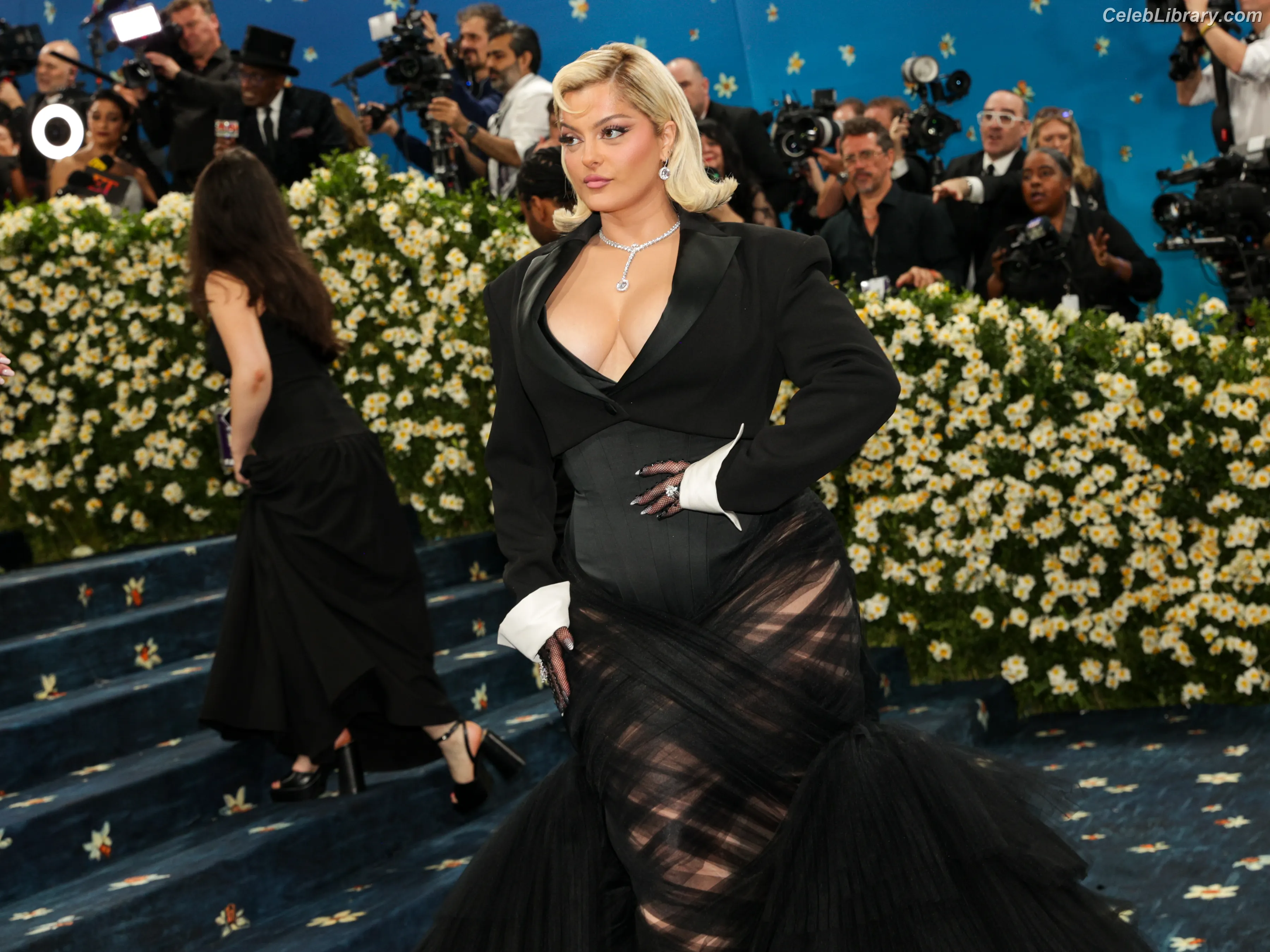 Bebe Rexha photo 12 of 403