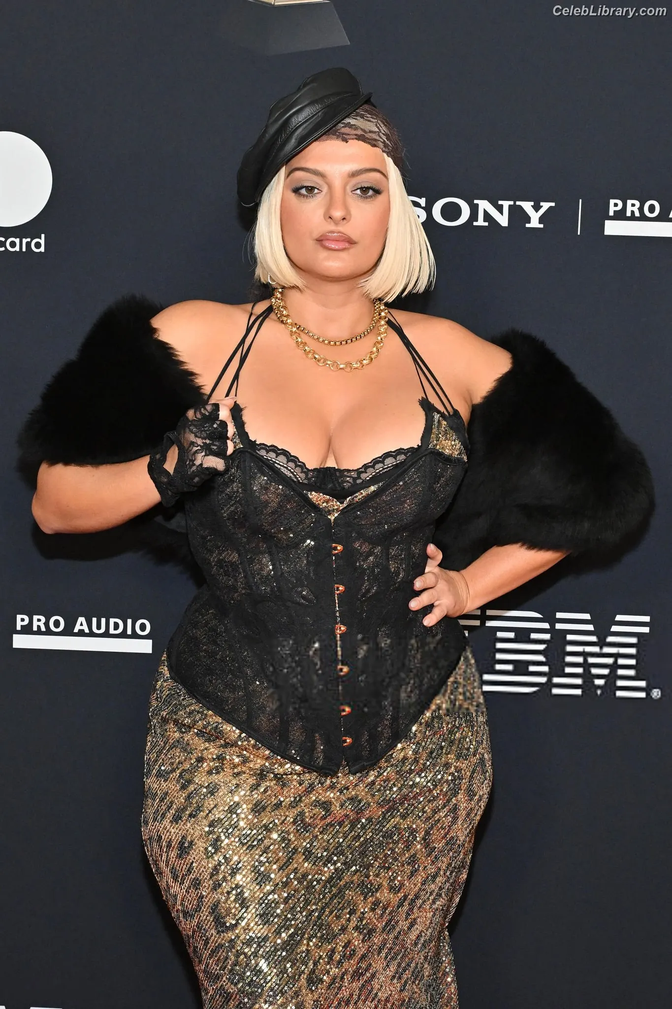 Bebe Rexha photo 16 of 403