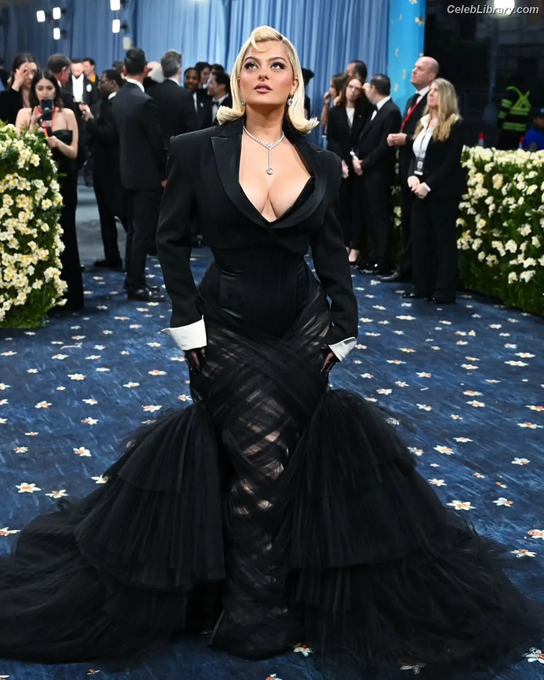 Bebe Rexha photo 7 of 403