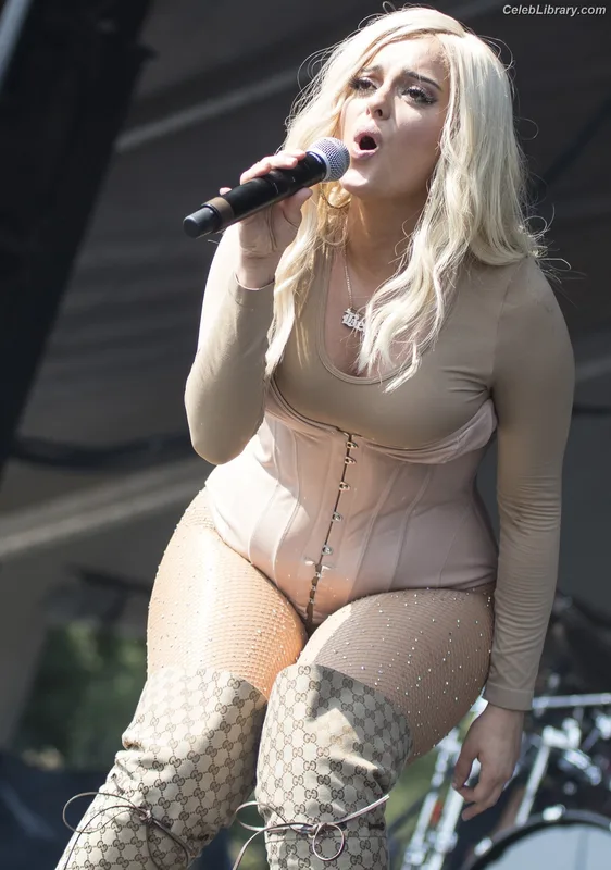 Bebe Rexha photo 6 of 404