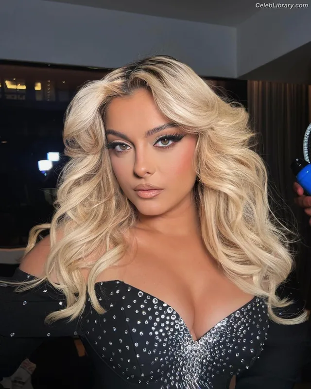 Bebe Rexha photo 11 of 404