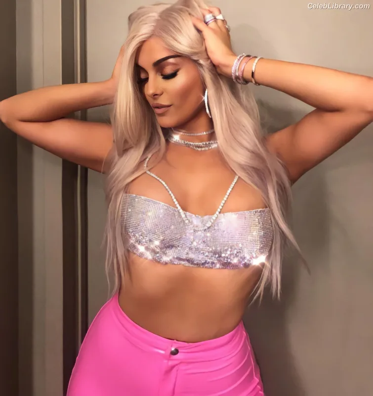 Bebe Rexha photo 16 of 404