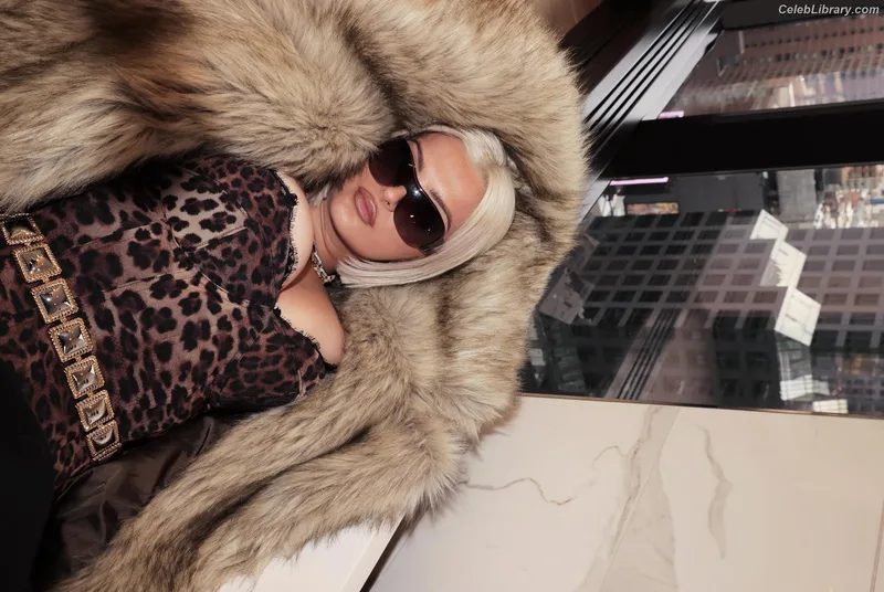 Bebe Rexha photo 10 of 404