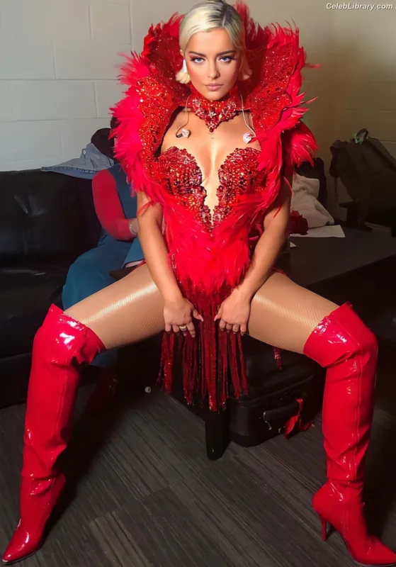 Bebe Rexha photo 6 of 404