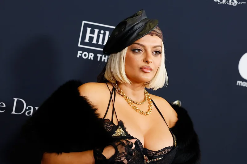 Bebe Rexha photo 6 of 404