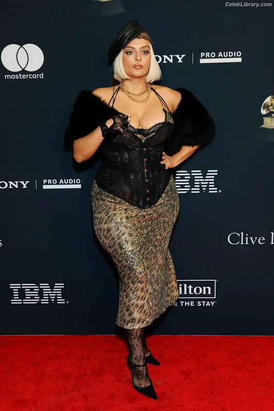 Bebe Rexha photo 13 of 404