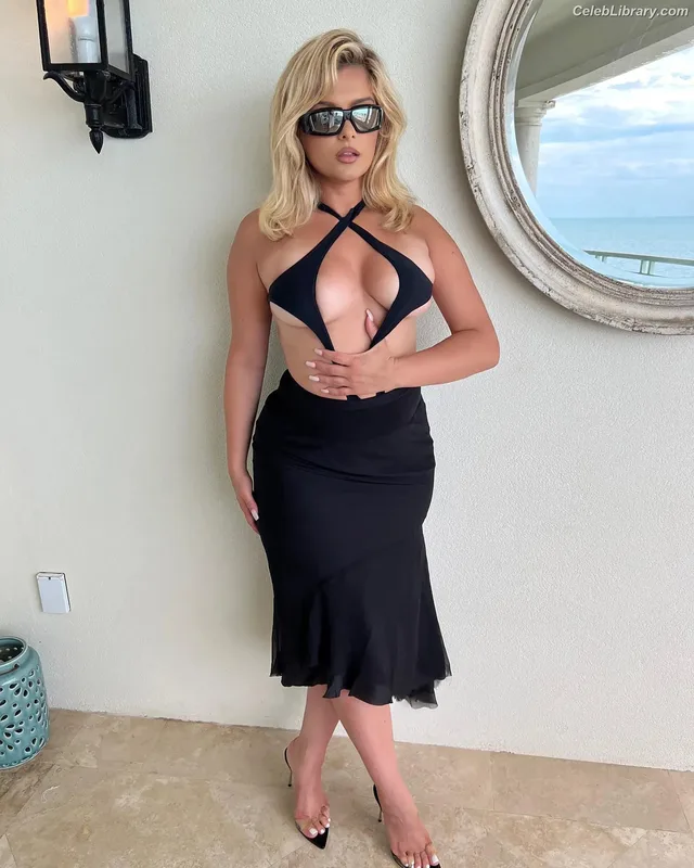 Bebe Rexha photo 10 of 404