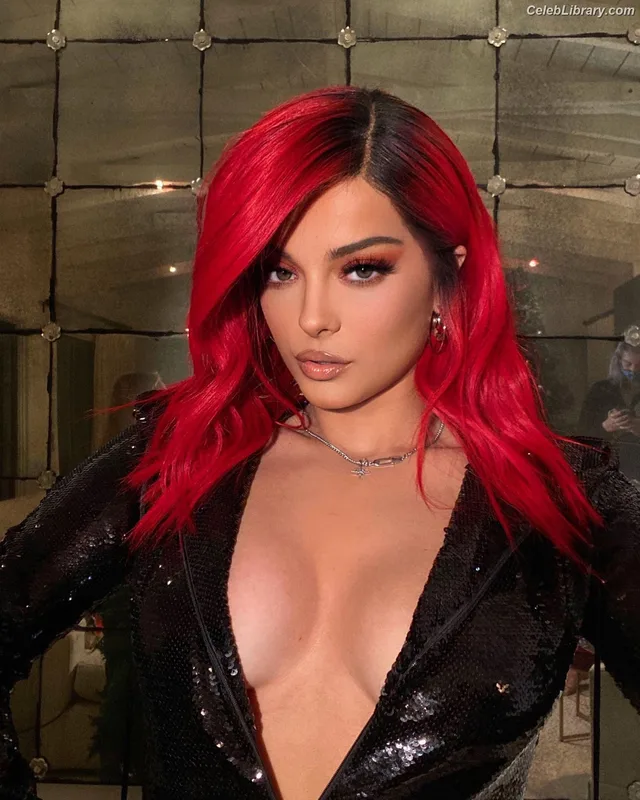 Bebe Rexha photo 12 of 404