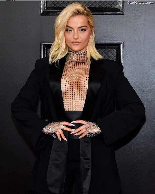 Bebe Rexha photo 7 of 404