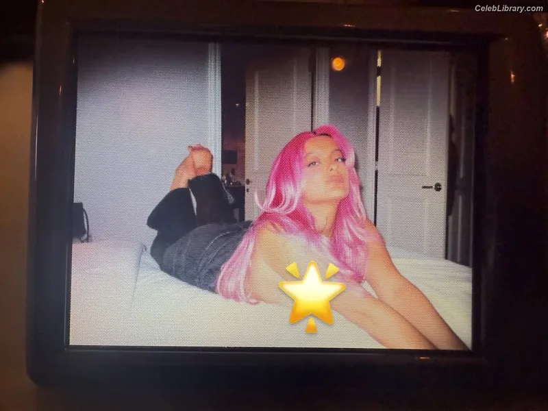 Bebe Rexha photo 15 of 404