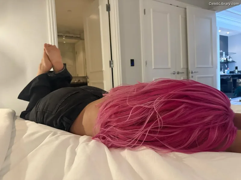 Bebe Rexha photo 16 of 404