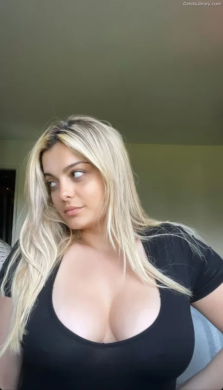 Bebe Rexha photo 11 of 404