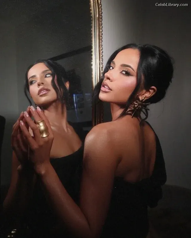 Becky G photo 4 of 805