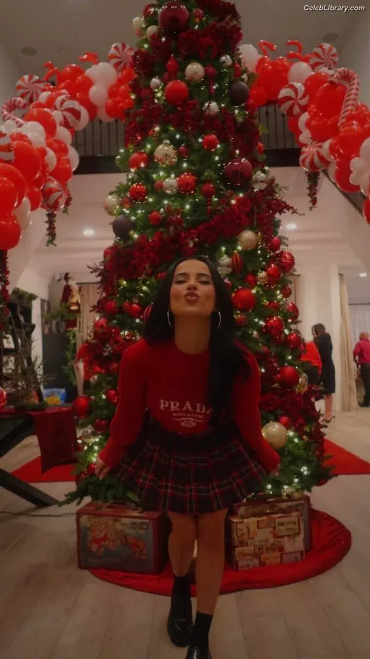 Becky G photo 24 of 805